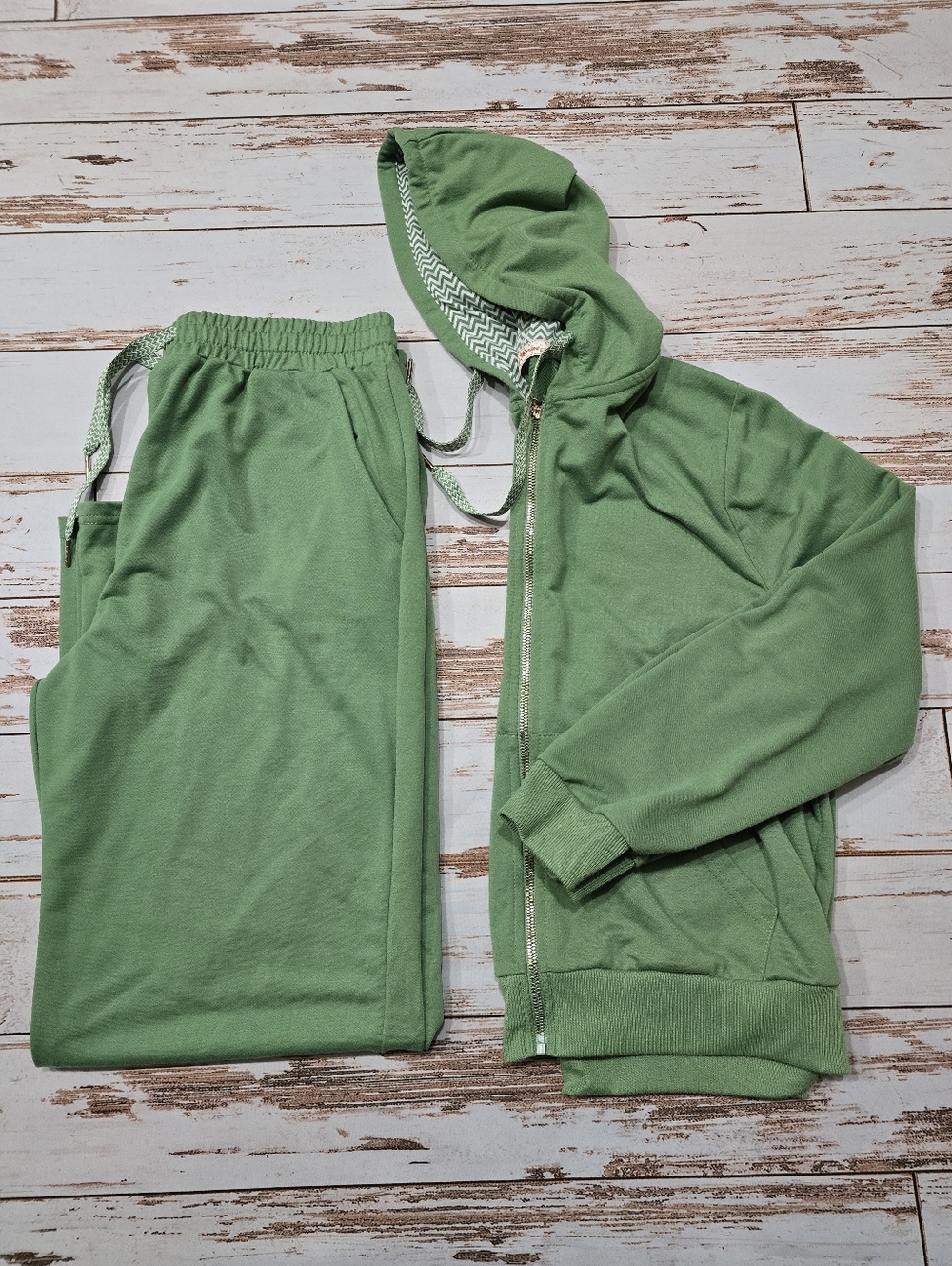 Red Marine Airport Outfit 2 Piece Hoodie Pants Green Womens XL Matching